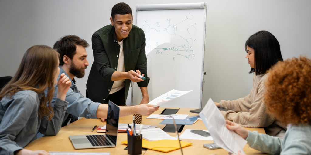 Comunicação assertiva no trabalho guia com técnicas e exemplos práticos